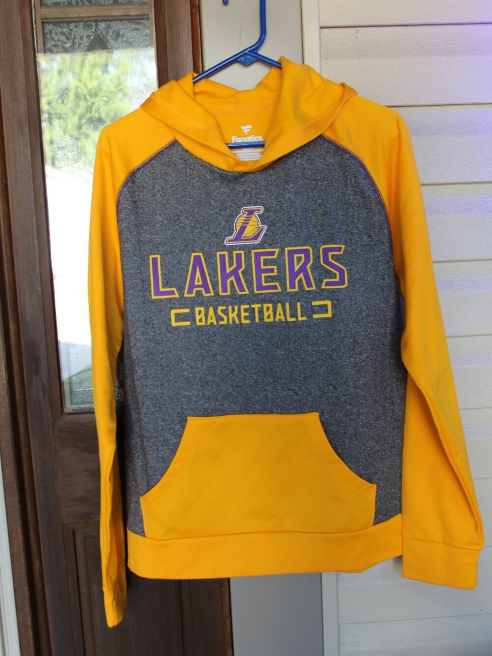 Los Angeles Lakers Fanatics Hoodie Size Medium